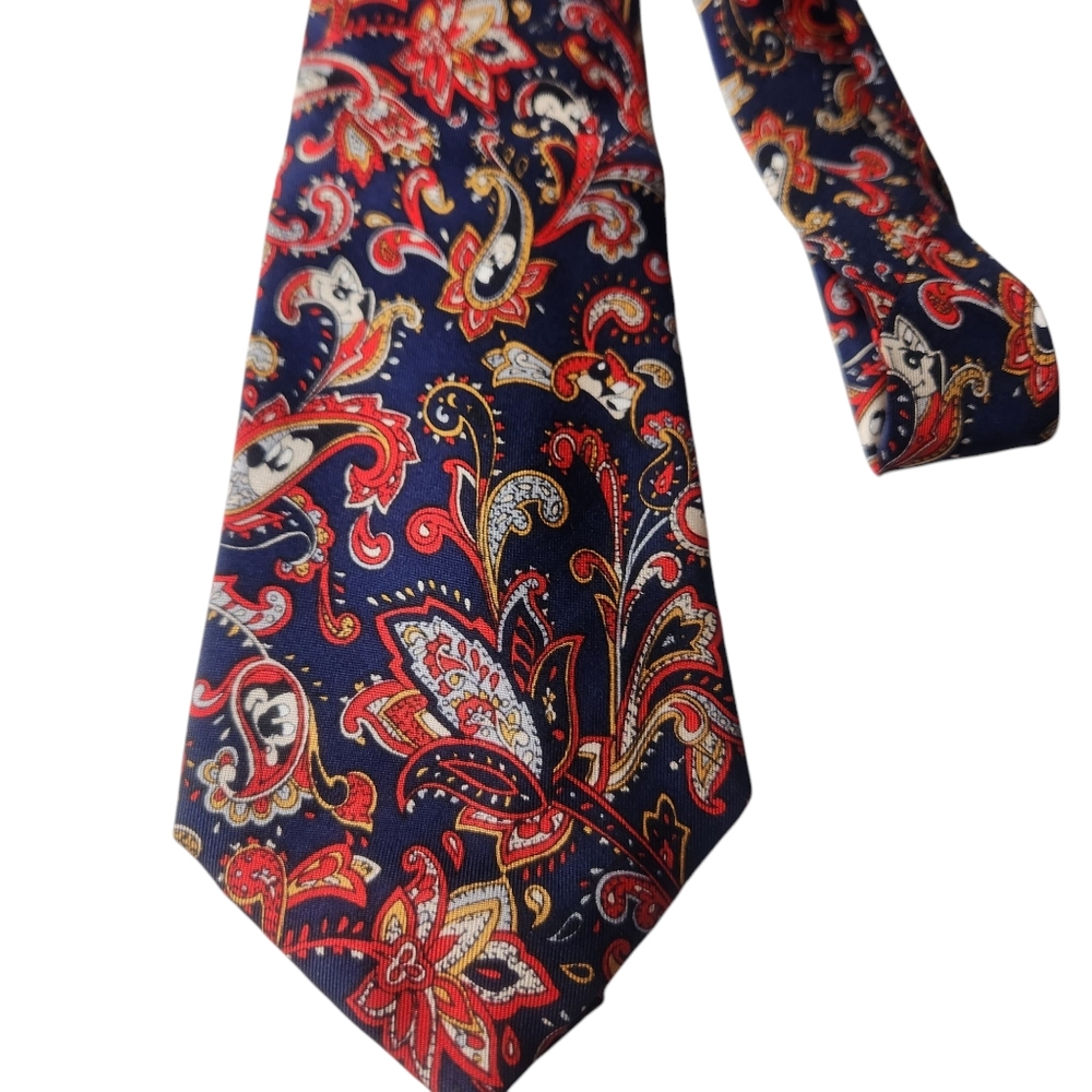 Disney Hidden Mickey Mouse Paisley Neck Tie 100% Silk